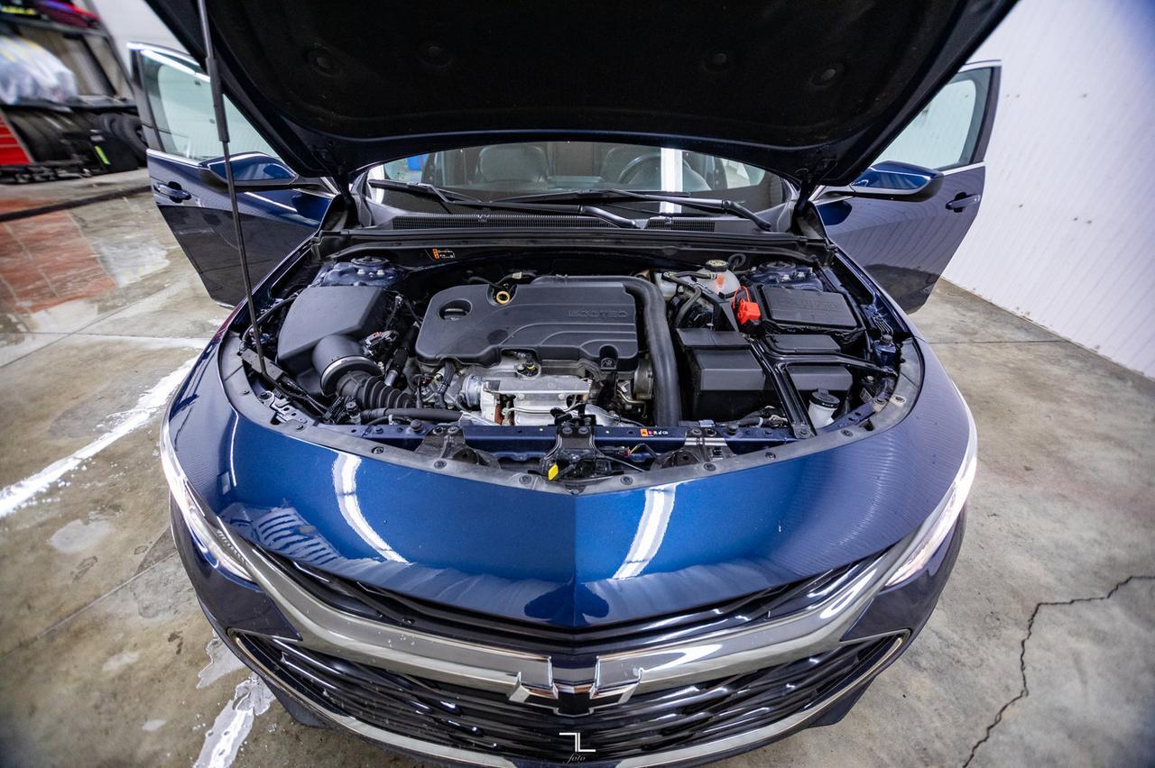 2021 Chevrolet Malibu LT Leather Roof BCam Red Deer AB