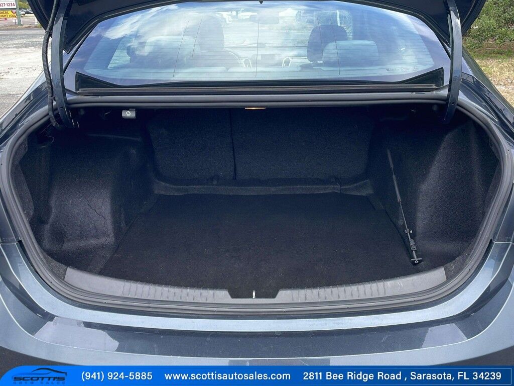 2021 Chevrolet Malibu~AUTOMATIC~AMAZING GAS MILEAGE~CLEAN CARFAX~COLD A/C~ONLINE FINANCE AND SHIPPING AVAILABLE LT Sarasota FL