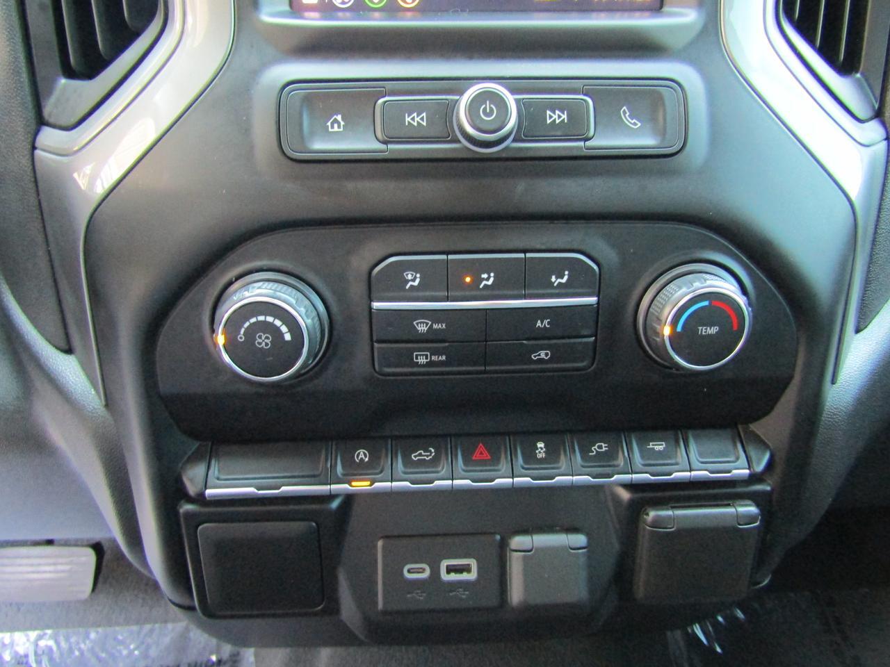 2021 Chevrolet Silverado 1500 2WD Crew Cab 147 Custom Grand Prairie TX