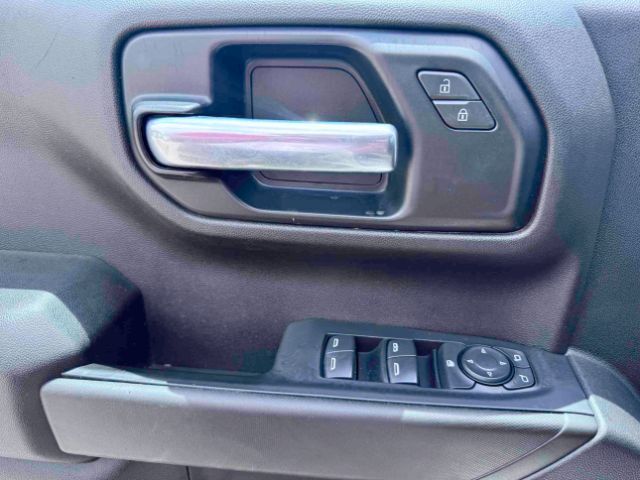 2021 Chevrolet Silverado 1500 2WD Crew Cab Short Bed Custom Houston TX