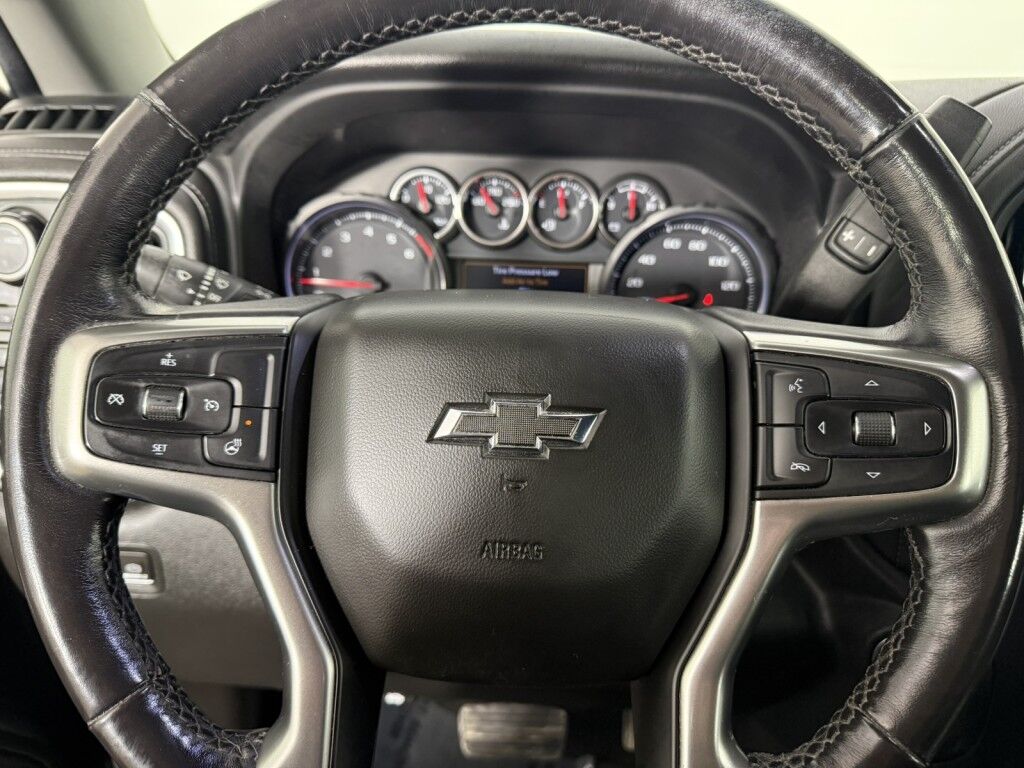 2021 Chevrolet Silverado 1500 4WD Crew Cab 157 RST Maumee OH