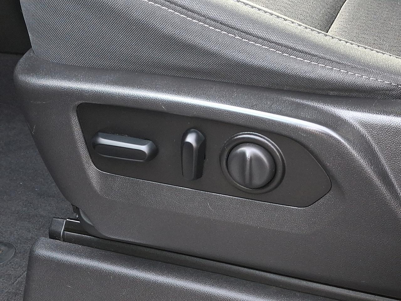 2021 Chevrolet Silverado 1500 4WD Crew Cab Short Bed LT Trail Boss Vineland NJ