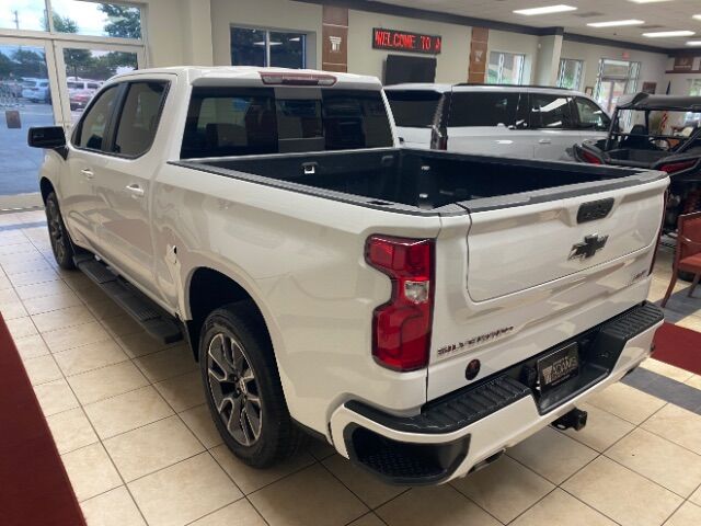 2021 Chevrolet Silverado 1500 4WD Crew Cab Short Bed RST