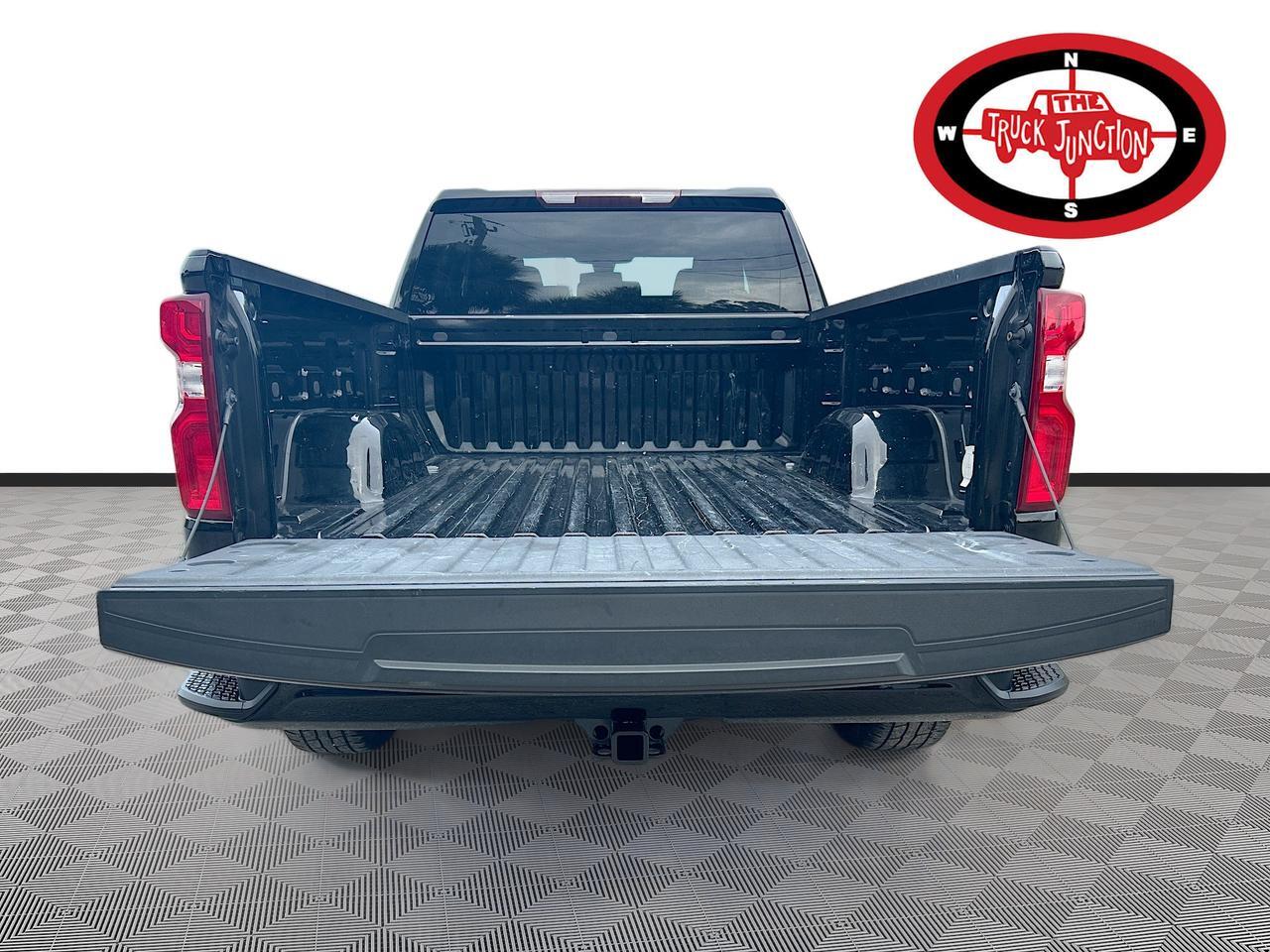 2021 Chevrolet Silverado 1500 4WD Double Cab Custom Venice FL