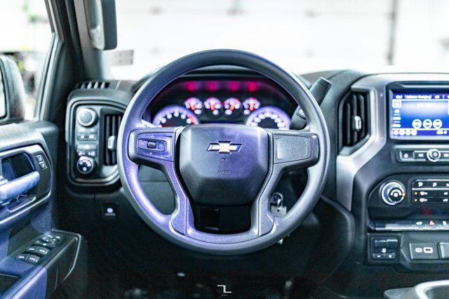 2021 Chevrolet Silverado 1500 4x4 Crew Cab Custom BCam Red Deer AB