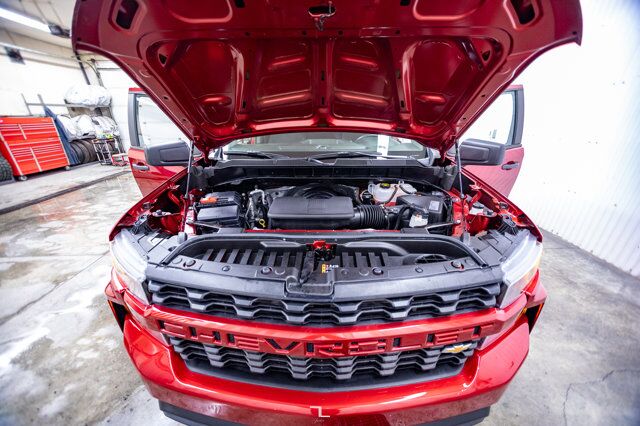 2021 Chevrolet Silverado 1500 4x4 Crew Cab Custom BCam Red Deer AB