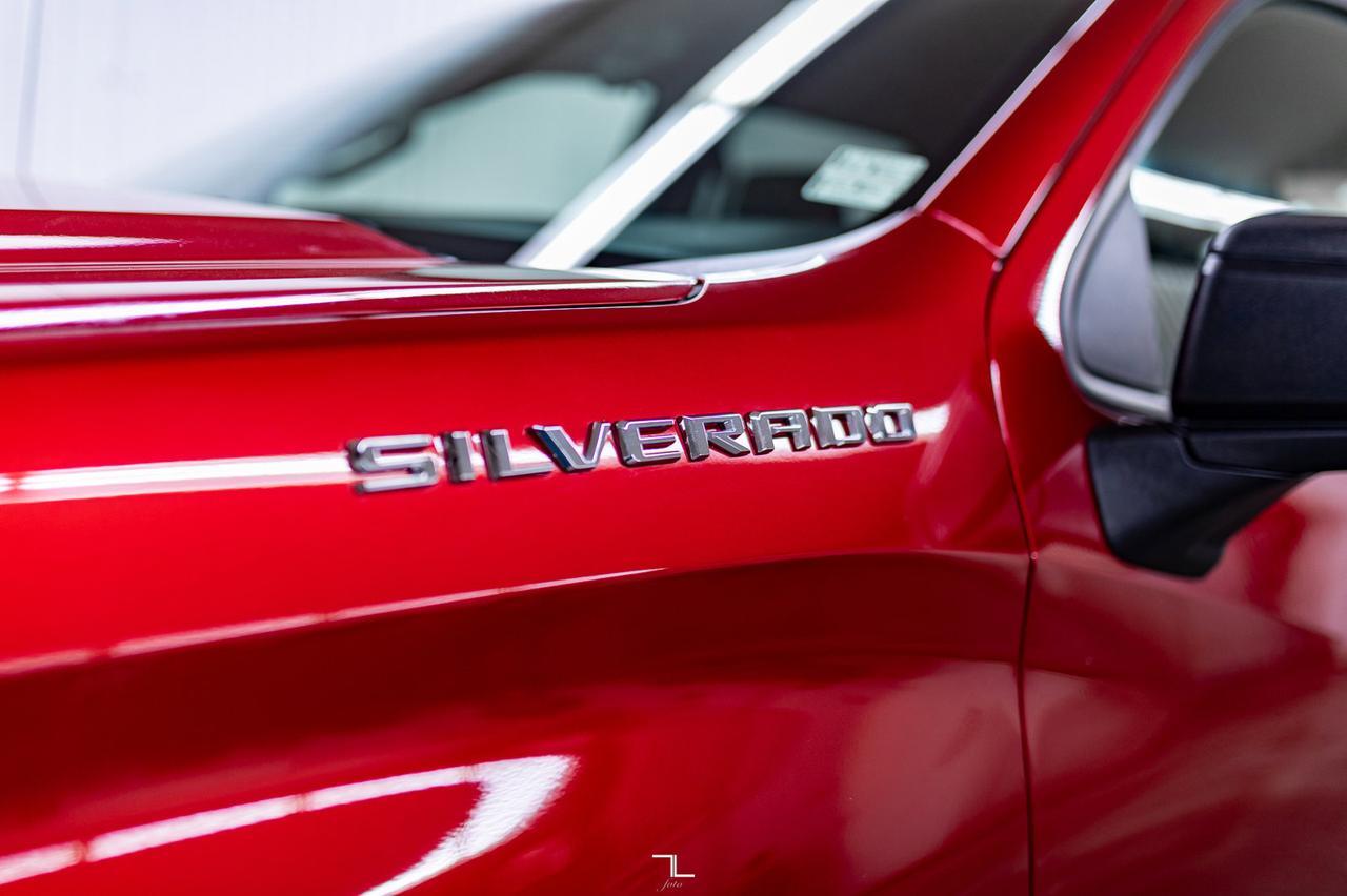 2021 Chevrolet Silverado 1500 4x4 Crew Cab Custom BCam Red Deer AB