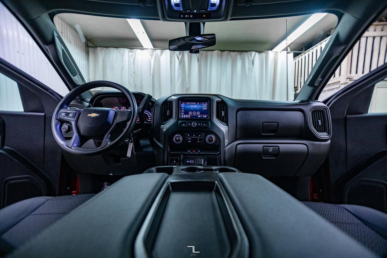 2021 Chevrolet Silverado 1500 4x4 Crew Cab Custom BCam Red Deer AB