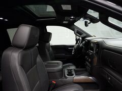 2021 Chevrolet Silverado 1500 4x4 Crew Cab High Country Fond du Lac WI