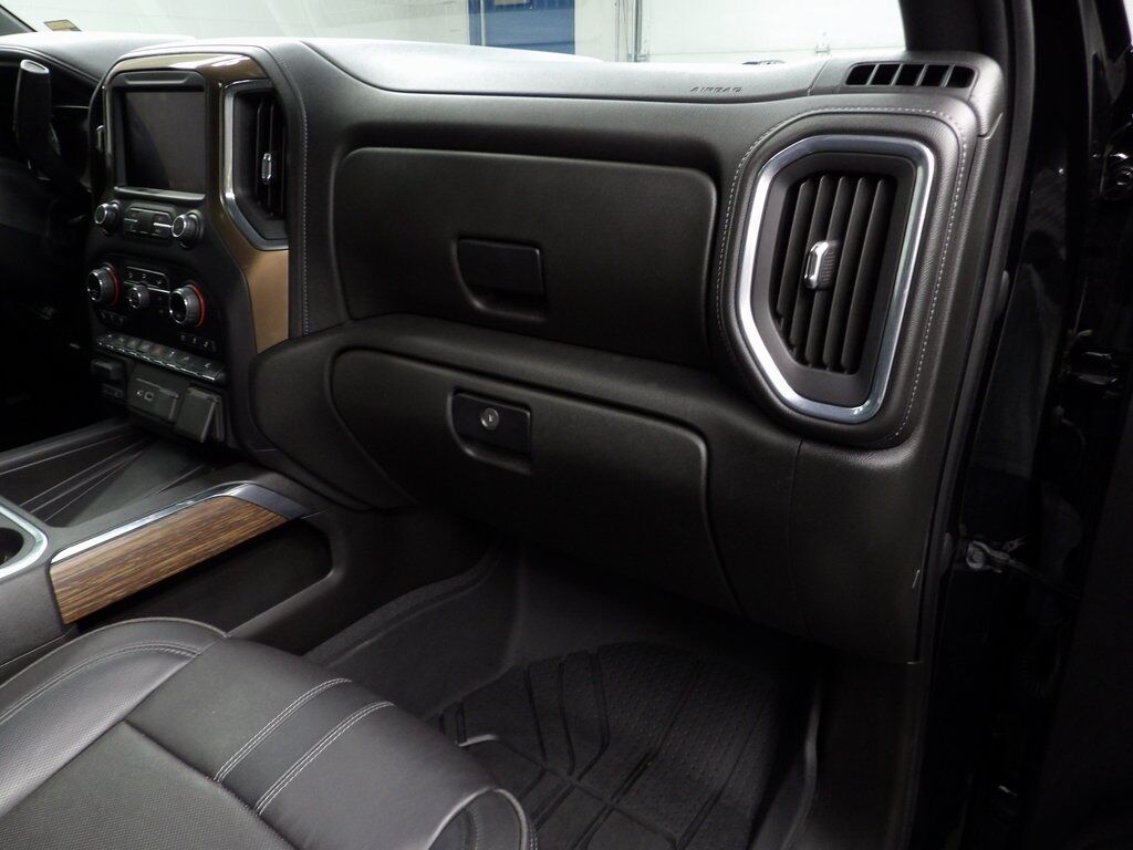 2021 Chevrolet Silverado 1500 4x4 Crew Cab High Country Fond du Lac WI