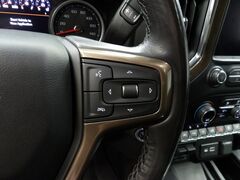 2021 Chevrolet Silverado 1500 4x4 Crew Cab High Country Fond du Lac WI