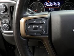 2021 Chevrolet Silverado 1500 4x4 Crew Cab High Country Fond du Lac WI