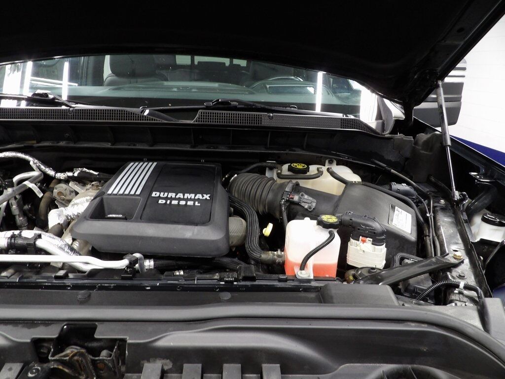 2021 Chevrolet Silverado 1500 4x4 Crew Cab High Country Fond du Lac WI