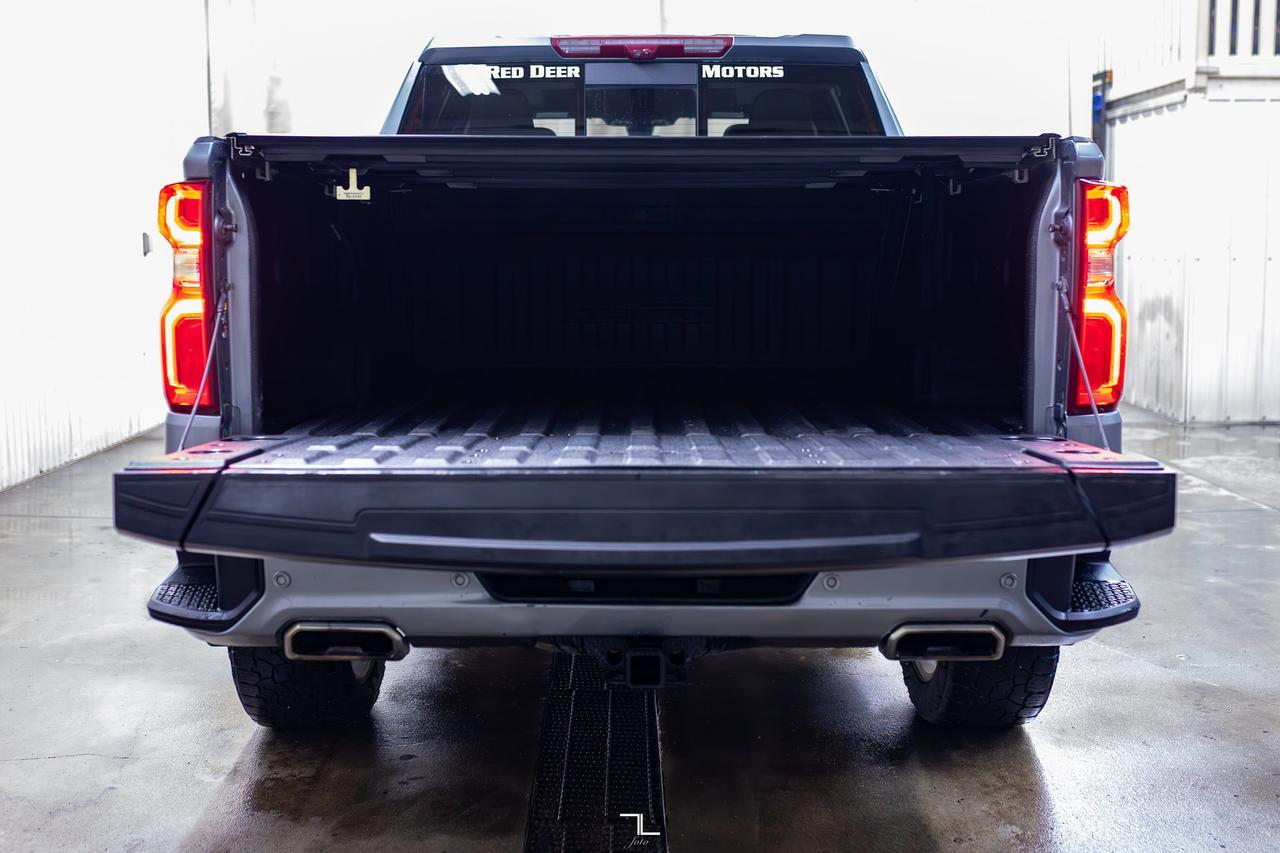 2021 Chevrolet Silverado 1500 4x4 Crew Cab High Country Leather Roof Nav BCam Red Deer AB