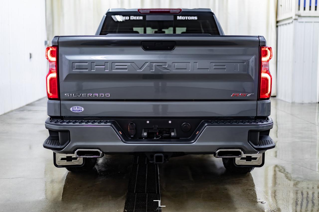 2021 Chevrolet Silverado 1500 4x4 Crew Cab RST Z71 Leather BCam Red Deer AB