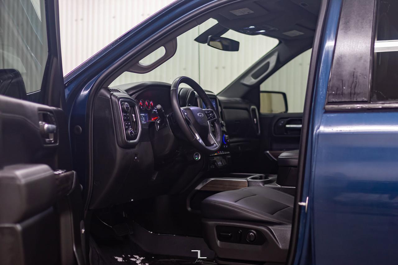 2021 Chevrolet Silverado 1500 4x4 Crew Cab RST Z71 Leather Roof BCam Red Deer AB