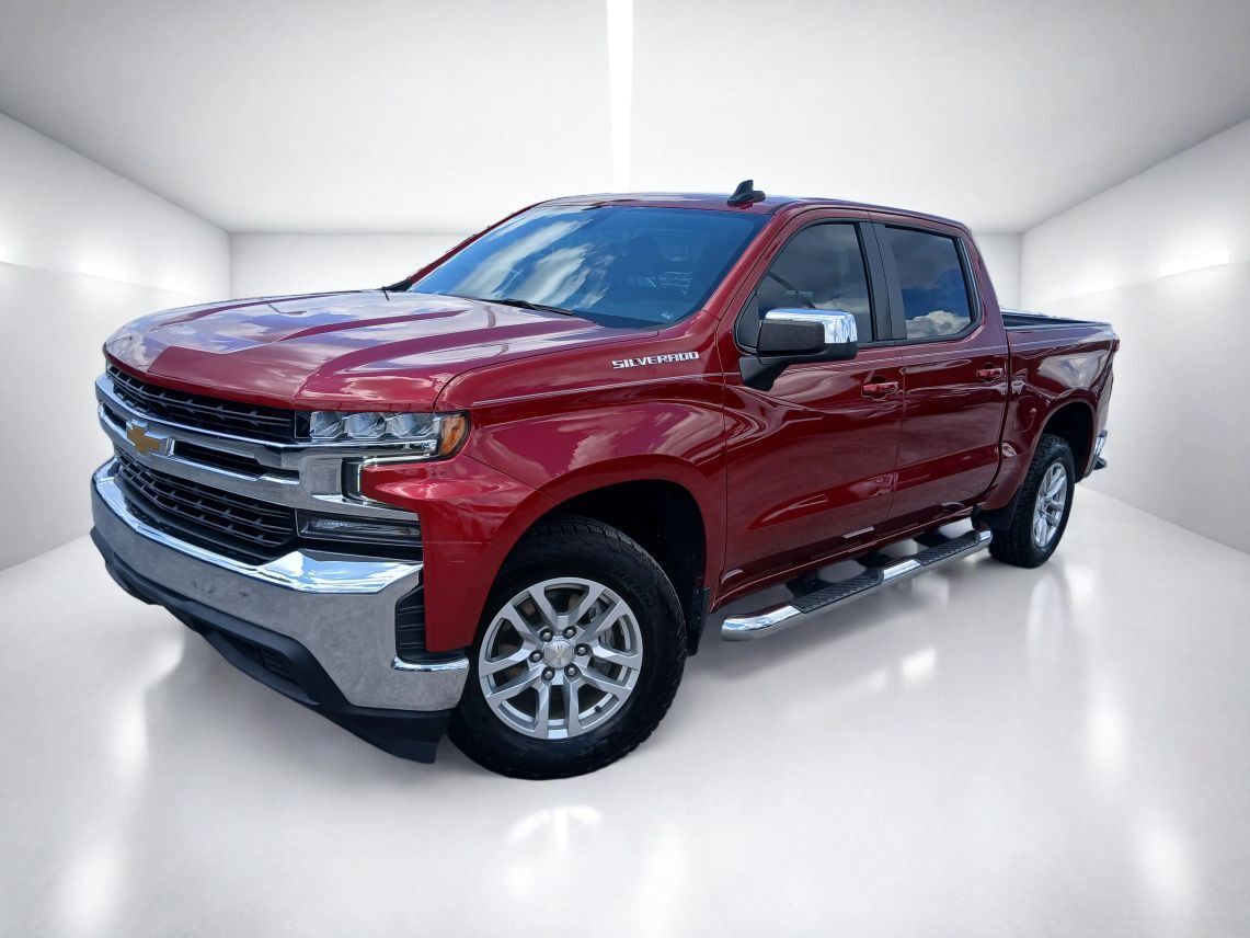 2021 Chevrolet Silverado 1500 Crew Cab LT Pickup 4D 5 3/4 ft