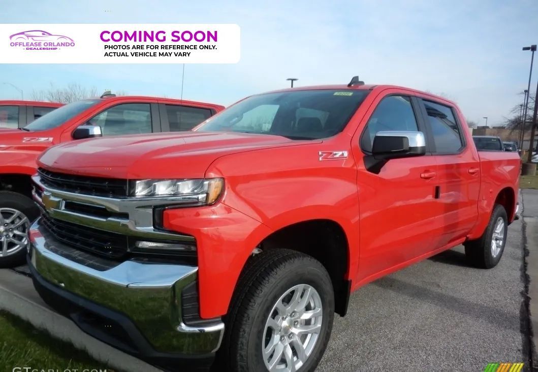 2021 Chevrolet Silverado 1500 Crew Cab LT Pickup 4D 5 3/4 ft