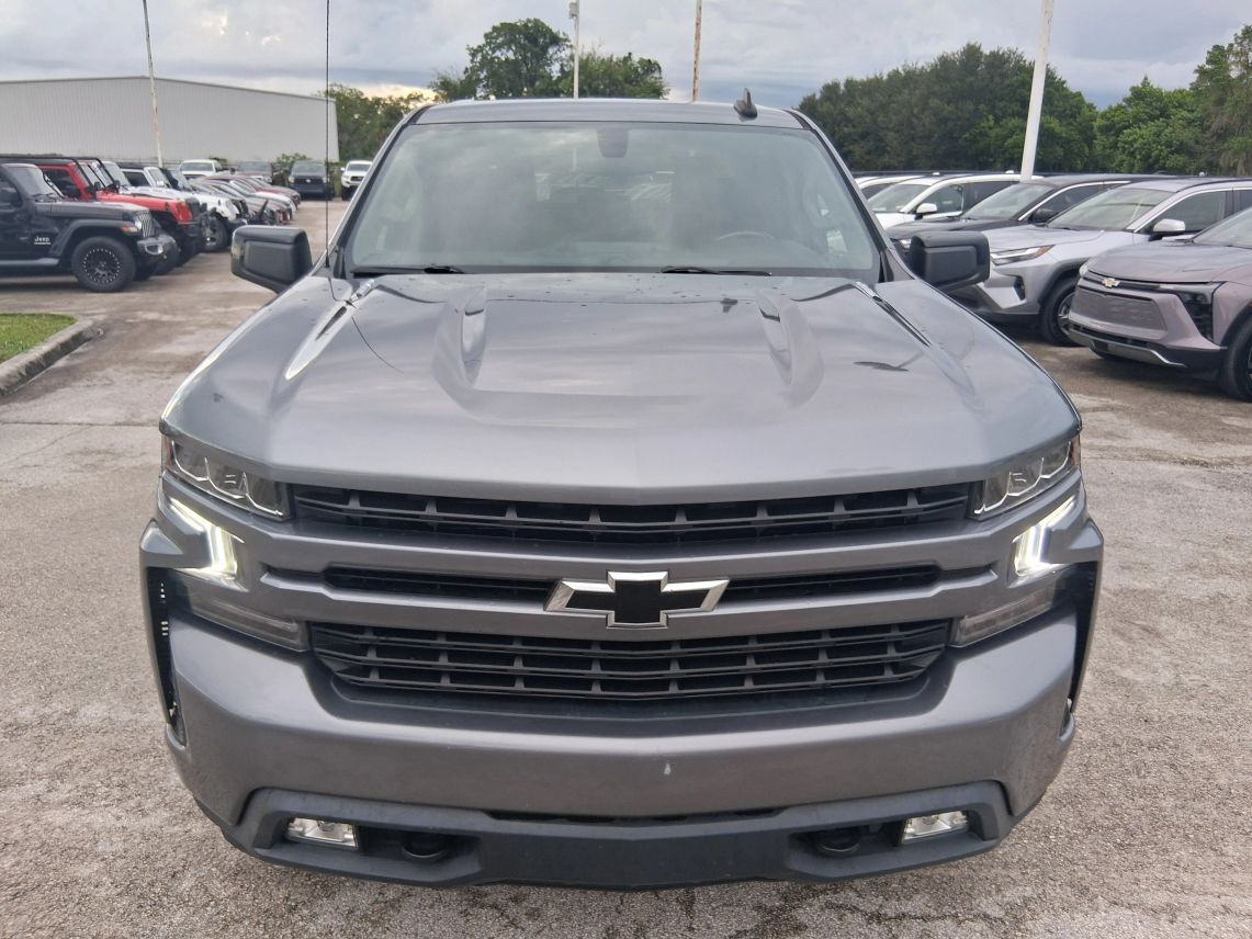 2021 Chevrolet Silverado 1500 Crew Cab RST Pickup 4D 5 3/4 ft