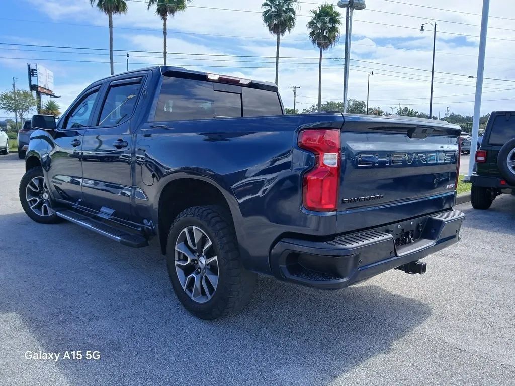 2021 Chevrolet Silverado 1500 Crew Cab RST Pickup 4D 5 3/4 ft
