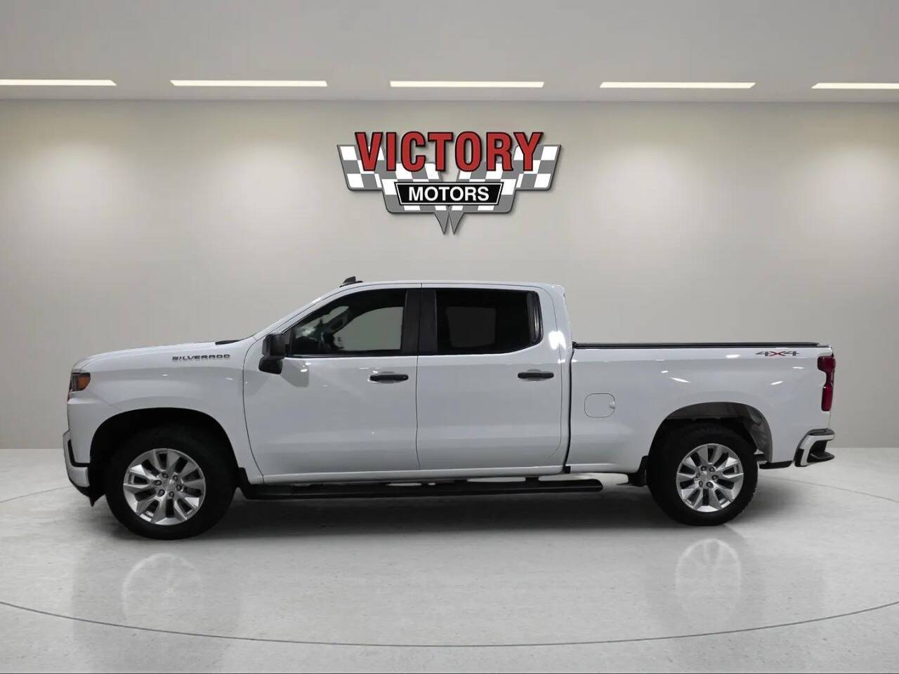 2021 Chevrolet Silverado 1500 Custom 4x4 4dr Crew Cab 5.8 ft. SB Chesterfield MI