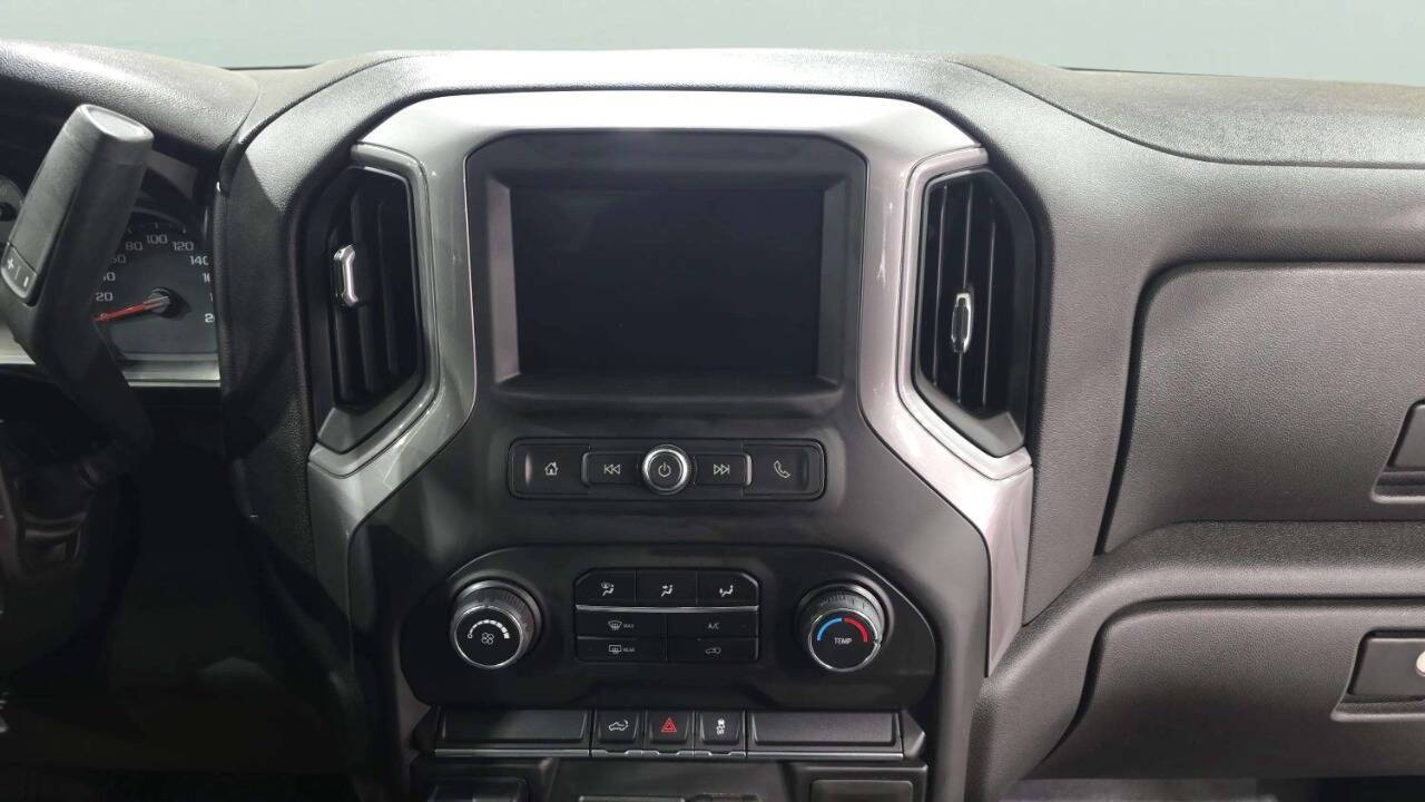 2021 Chevrolet Silverado 1500 Custom 4x4 4dr Crew Cab 5.8 ft. SB Chesterfield MI