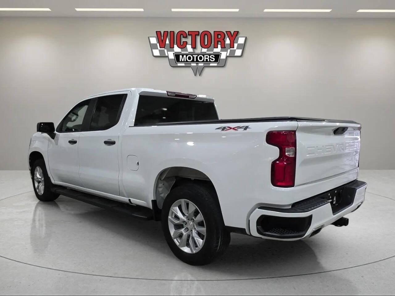 2021 Chevrolet Silverado 1500 Custom 4x4 4dr Crew Cab 5.8 ft. SB Chesterfield MI