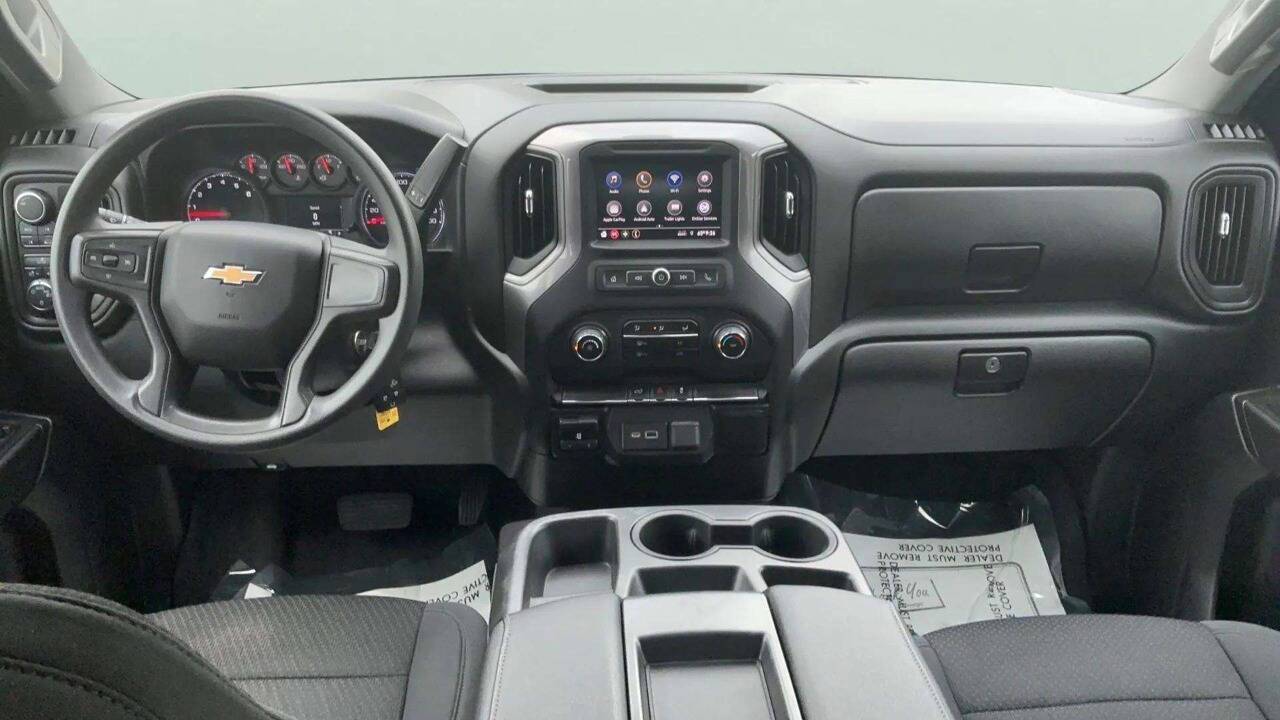 2021 Chevrolet Silverado 1500 Custom 4x4 4dr Crew Cab 6.6 ft. SB Chesterfield MI