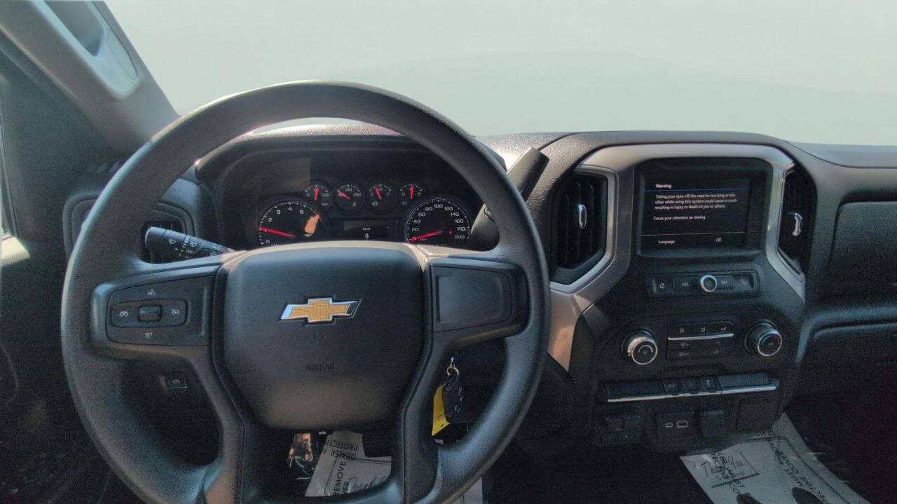 2021 Chevrolet Silverado 1500 Custom 4x4 4dr Crew Cab 6.6 ft. SB Chesterfield MI