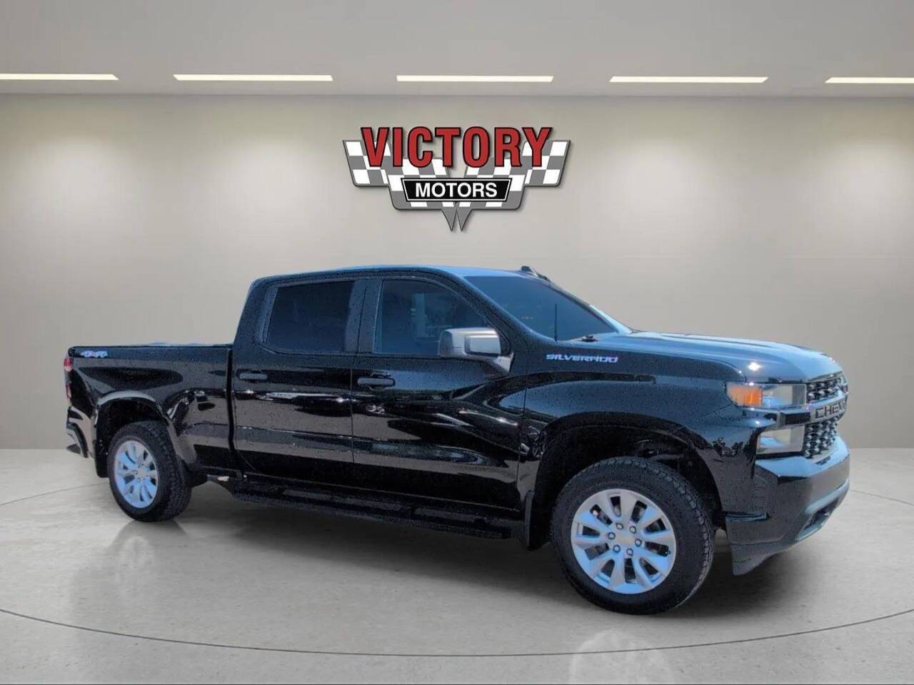 2021 Chevrolet Silverado 1500 Custom 4x4 4dr Crew Cab 6.6 ft. SB
