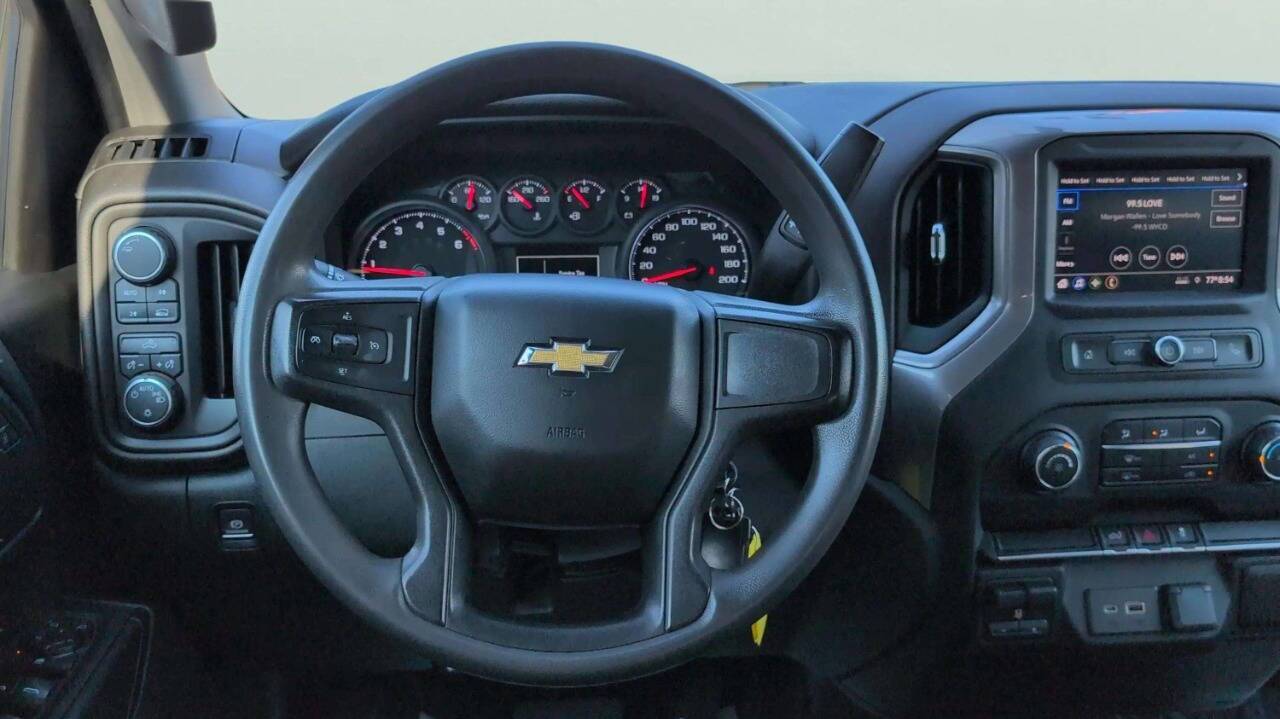 2021 Chevrolet Silverado 1500 Custom 4x4 4dr Crew Cab 6.6 ft. SB Lake Orion MI