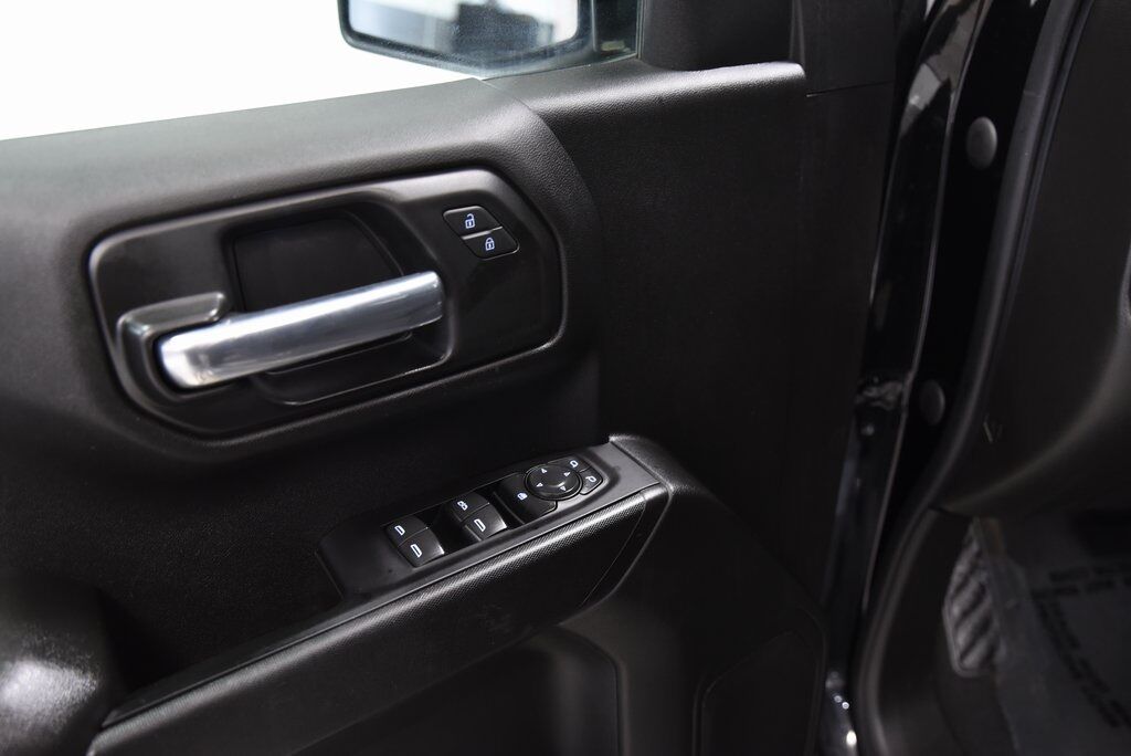 2021 Chevrolet Silverado 1500 Custom Akron