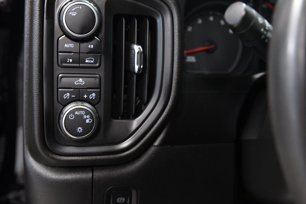 2021 Chevrolet Silverado 1500 Custom Akron