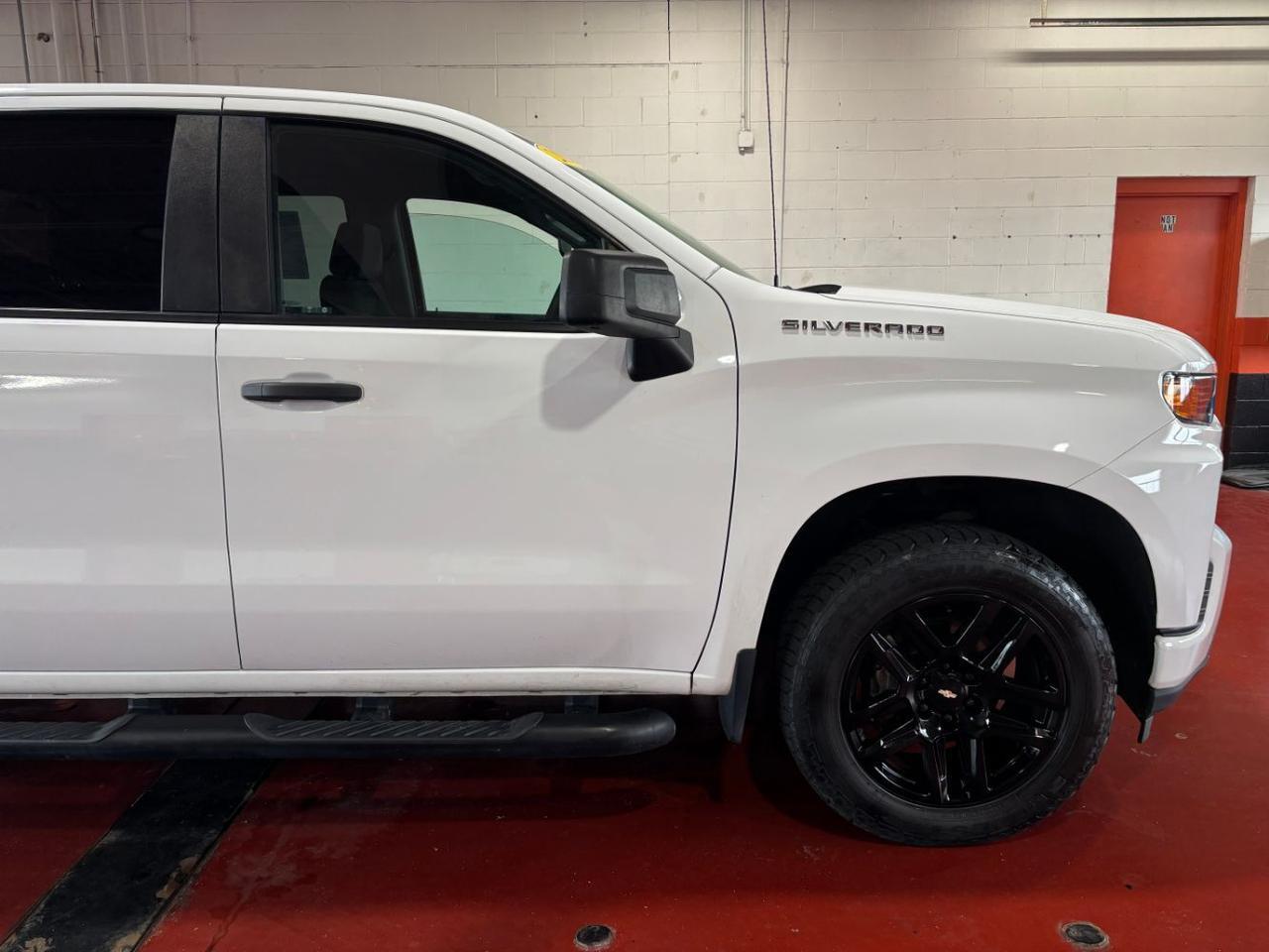 2021 Chevrolet Silverado 1500 Custom Crew Cab Short Box 4WD Franklin OH