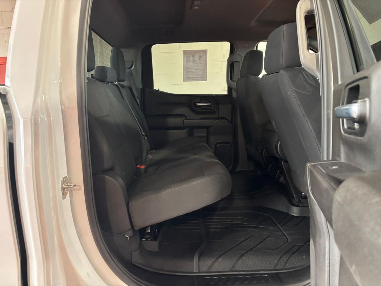 2021 Chevrolet Silverado 1500 Custom Crew Cab Short Box 4WD Franklin OH