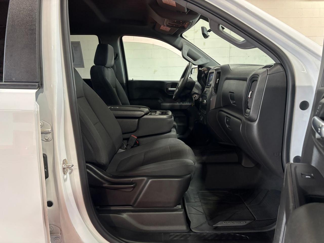 2021 Chevrolet Silverado 1500 Custom Crew Cab Short Box 4WD Franklin OH