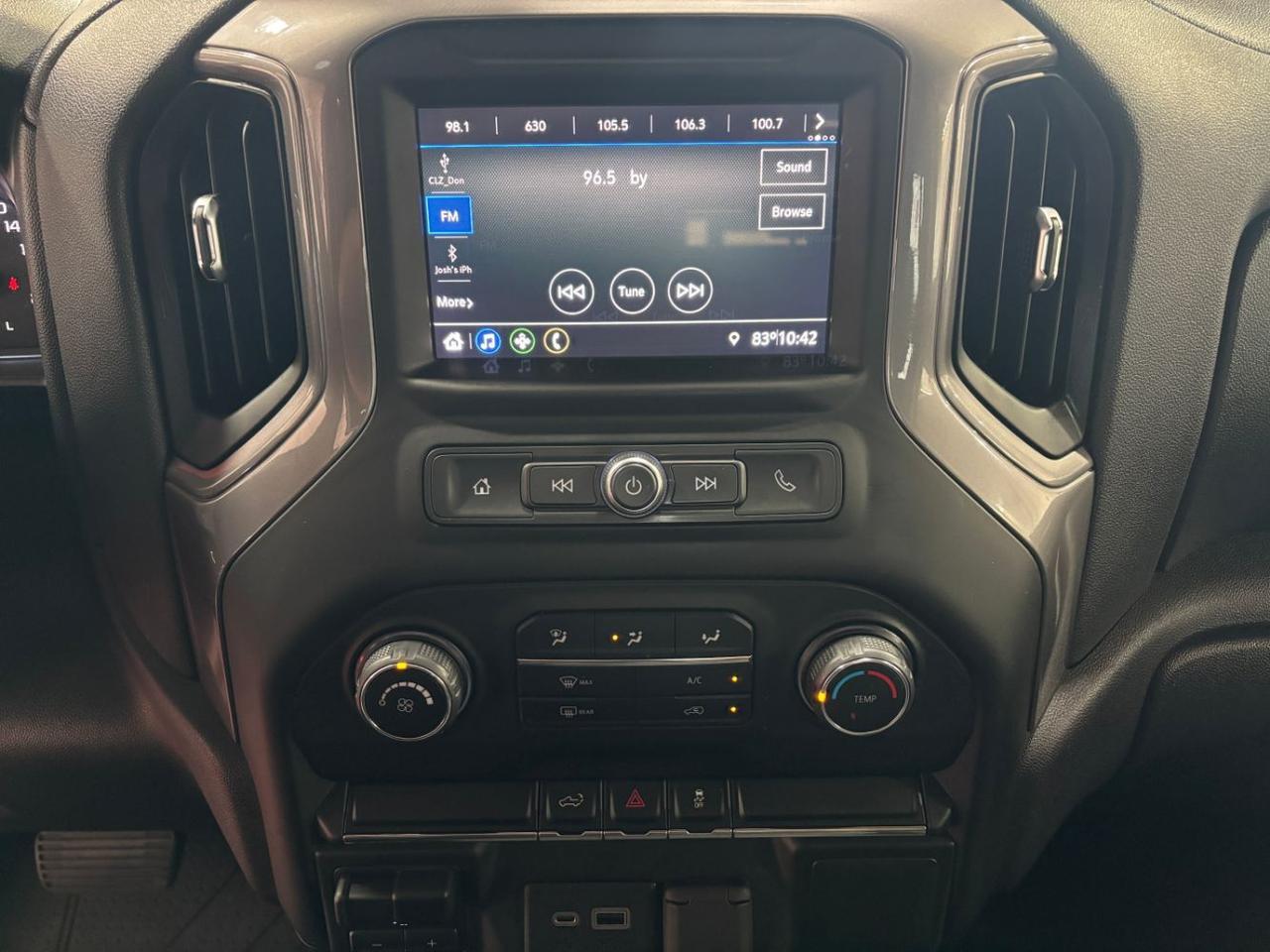 2021 Chevrolet Silverado 1500 Custom Crew Cab Short Box 4WD Franklin OH