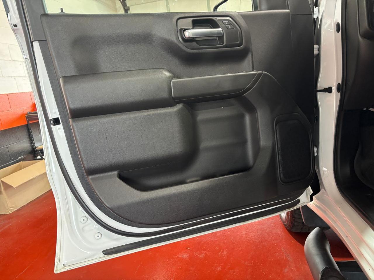 2021 Chevrolet Silverado 1500 Custom Crew Cab Short Box 4WD Franklin OH