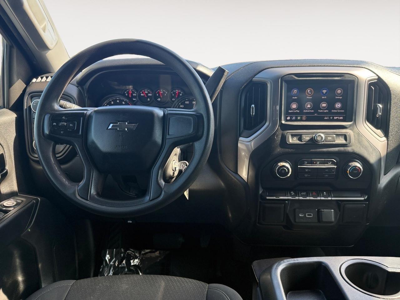 2021 Chevrolet Silverado 1500 Custom Trail Boss, APPLE CARPLAY/ANDROID AUTO, RED TOW HOOKS, TOW PACKAGE, BLUETOOTH, WIFI, BACKUP CAMERA, POWER/HEATED MIRRORS, REMOTE START, CLEAN CARFAX, ONLY 1 OWNER,!