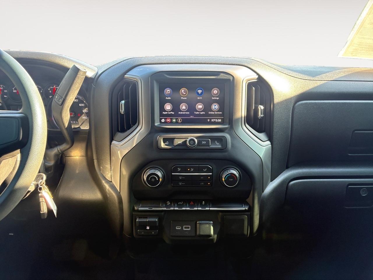 2021 Chevrolet Silverado 1500 Custom Trail Boss, BACKUP CAMERA, BED LINER, TOW PACKAGE, APPLE CARPLAY/ANDROID AUTO, CORNER REAR BUMPER STEP, RUNNING BOARDS, LOW MIILEAGE, DRIVE LIKE A BOSS! Virginia Beach VA