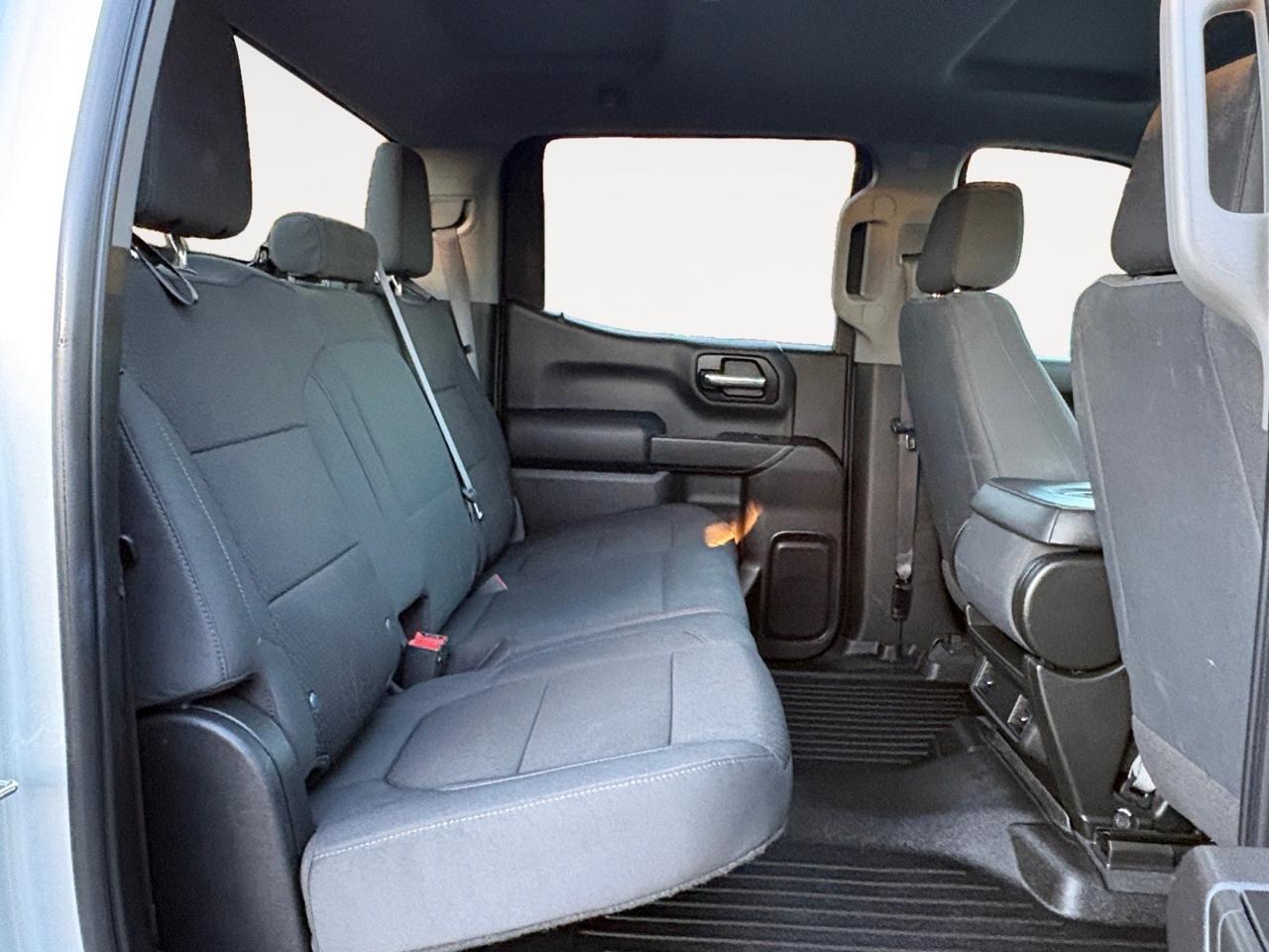 2021 Chevrolet Silverado 1500 Custom Trail Boss, BLACK TUBULAR STEPS, REAR CORNER STEPS, EZ LIFT & RELEASE TAILGATE, APPLE CARPLAY/ANDROID AUTO, REMOTE START, BACKUP CAMERA WITH PARKING SENSORS, BECOME A BOSS ON THE TRAIL OR ROAD! Virginia Beach VA