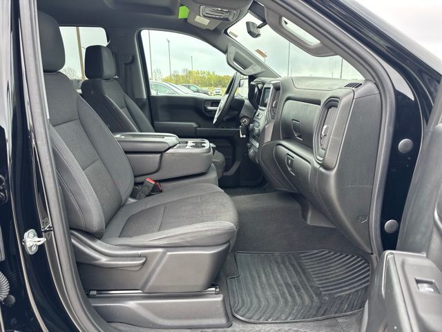 2021 Chevrolet Silverado 1500 Custom Trail Boss Random Lake WI