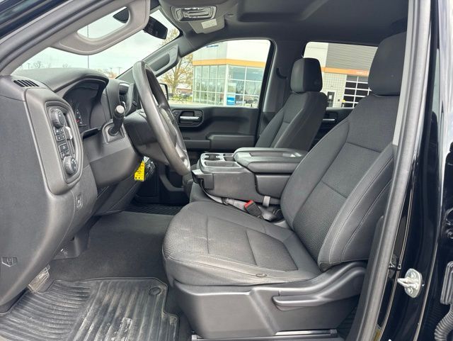 2021 Chevrolet Silverado 1500 Custom Trail Boss Random Lake WI