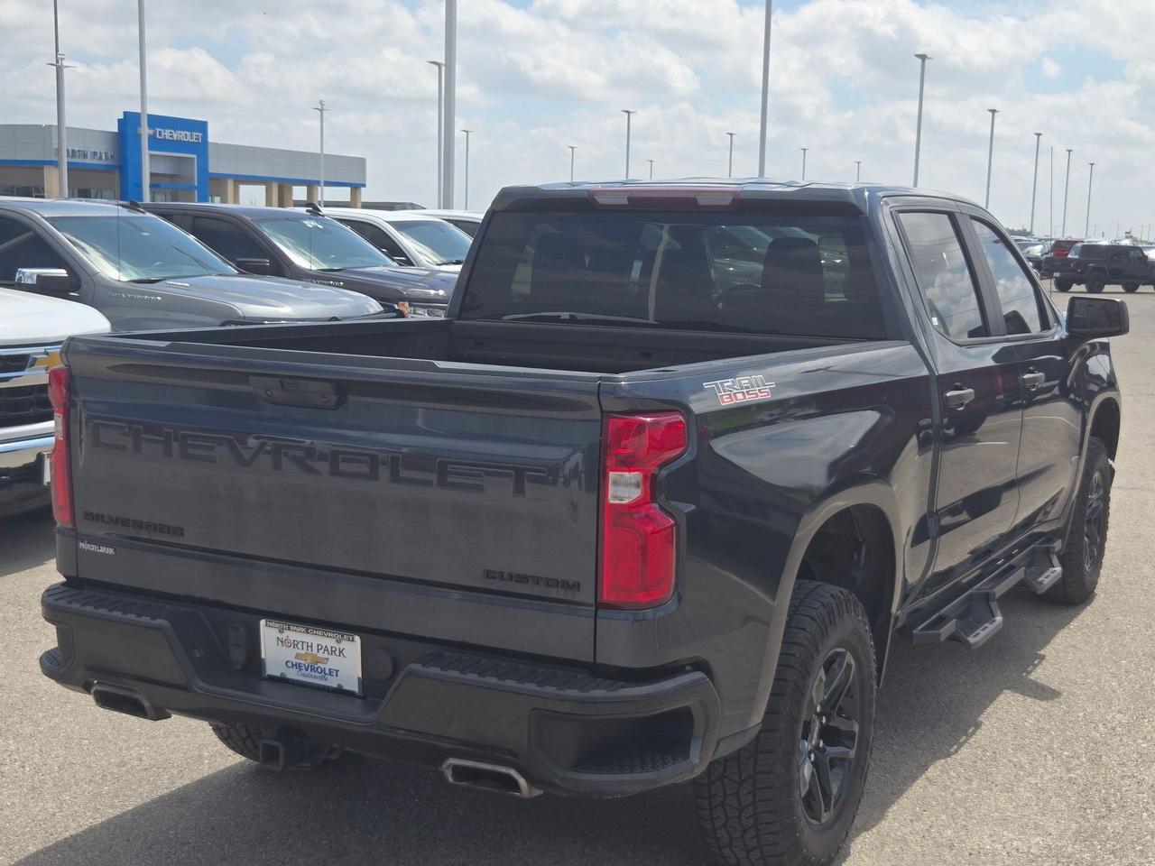 2021 Chevrolet Silverado 1500 Custom Trail Boss