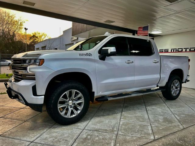 2022 Chevrolet Silverado 2500HD LT photo 21