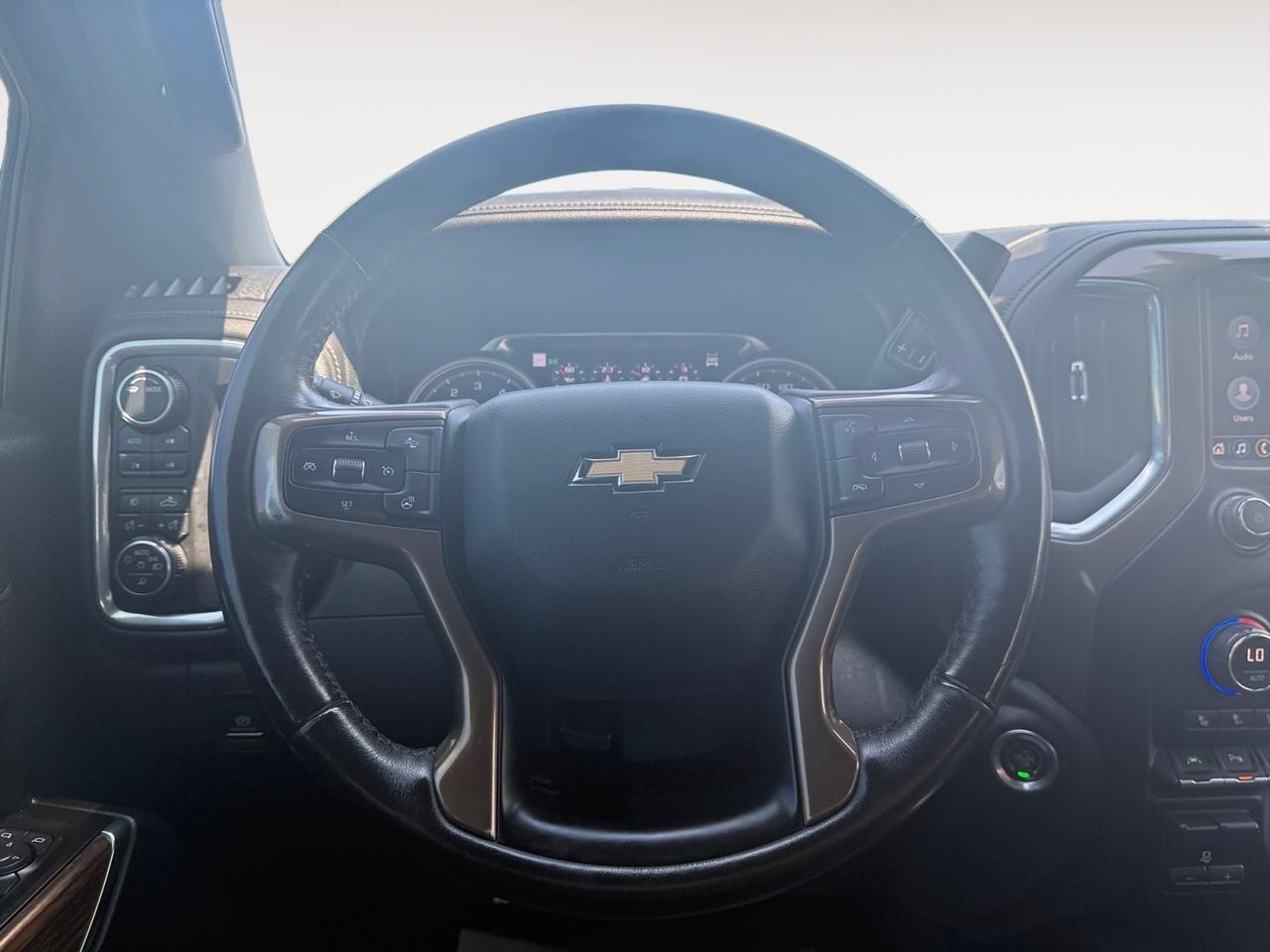 2021 Chevrolet Silverado 1500 High Country, HEATED/VENTILATED SEATS, HEATED REAR SEATS, APPLE CARPLAY/ANDROID AUTO, BACKUP CAMERA, TOW PACKAGE, BED LINER, BOSE SOUND SYSTEM, TOW HOOKS, POWER FOLDING MIRRORS, KEYLESS START, RUNNING BOARDS, CLEAN CARFAX, ONLY 1 OWNER! Norfolk VA