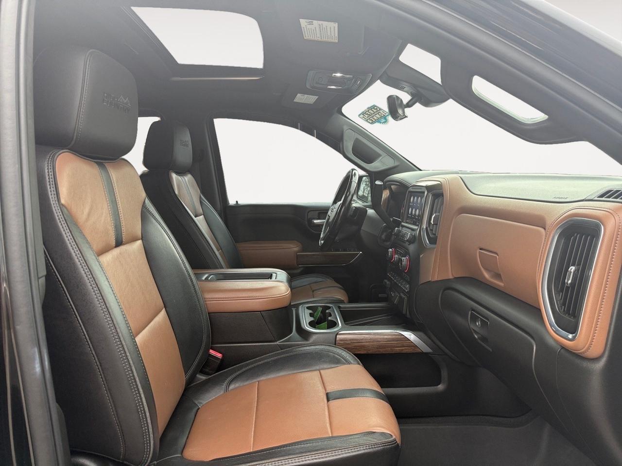2021 Chevrolet Silverado 1500 High Country, HEATED/VENTILATED SEATS, HEATED REAR SEATS, SUNROOF, APPLE CARPLAY/ANDROID AUTO, RUNNING BOARDS, TOW PACAKAGE, POWER SLIDING REAR WINDOW, POWER FOLDING MIRRORS, UNIVERSAL GARAGE DOOR OPENER, BOSE SPEAKERS, CLEAN CARFAX, THIS CHEVROLET H Norfolk VA