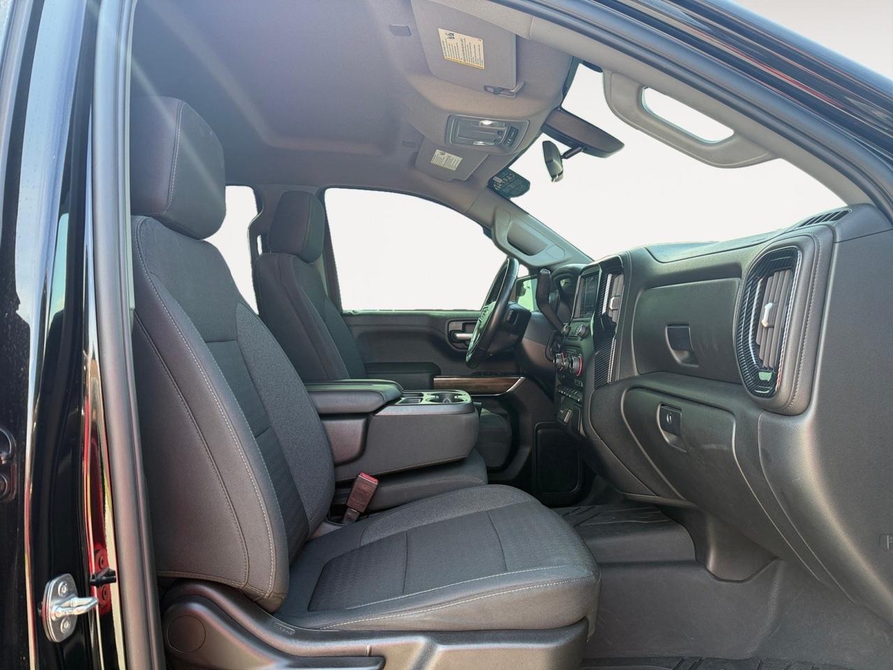 2021 Chevrolet Silverado 1500 LT, HEATED SEATS, APPLE CARPLAY/ANDROID AUTO, BED LINER, TONNEAU COVER, BACKUP CAMERA, POWER MIRRORS, REMOTE START, TOW PACKAGE, FUEL WHEELS, CLEAN CARFAX! Norfolk VA