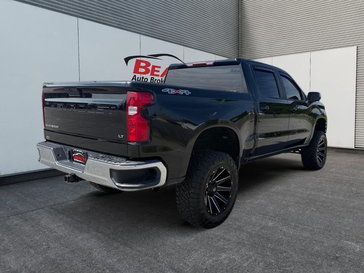 2021 Chevrolet Silverado 1500 LT, HEATED SEATS, APPLE CARPLAY/ANDROID AUTO, BED LINER, TONNEAU COVER, BACKUP CAMERA, POWER MIRRORS, REMOTE START, TOW PACKAGE, FUEL WHEELS, CLEAN CARFAX! Norfolk VA