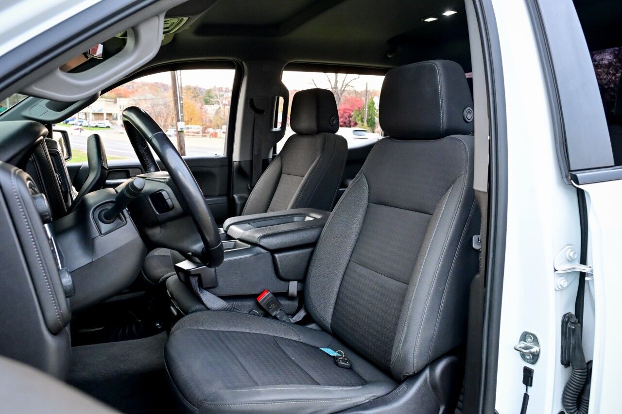 2021 Chevrolet Silverado 1500 LT, LIFTED Springfield NJ